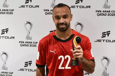 رغم مشاركته كبديل.. أفشة يتوج بجائزة أفضل لاعب في افتتاح مشوار مصر بكأس العرب